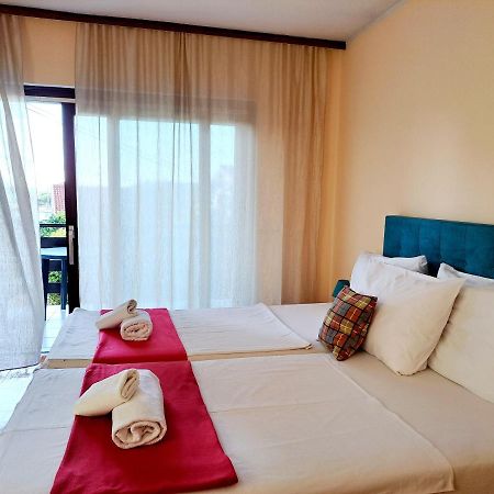 Apartmani Svitlana Sukošan Buitenkant foto